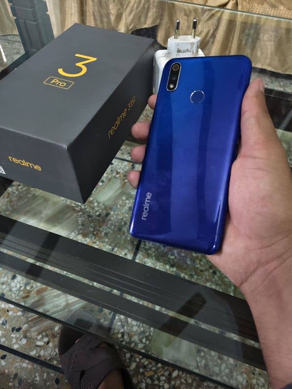 Realme 3 Pro 6/128 3