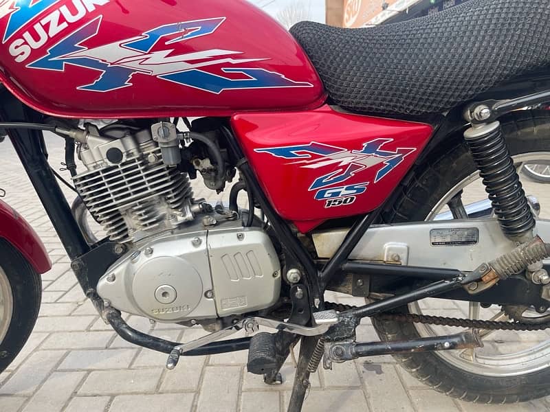 Suzuki Gs150se 1