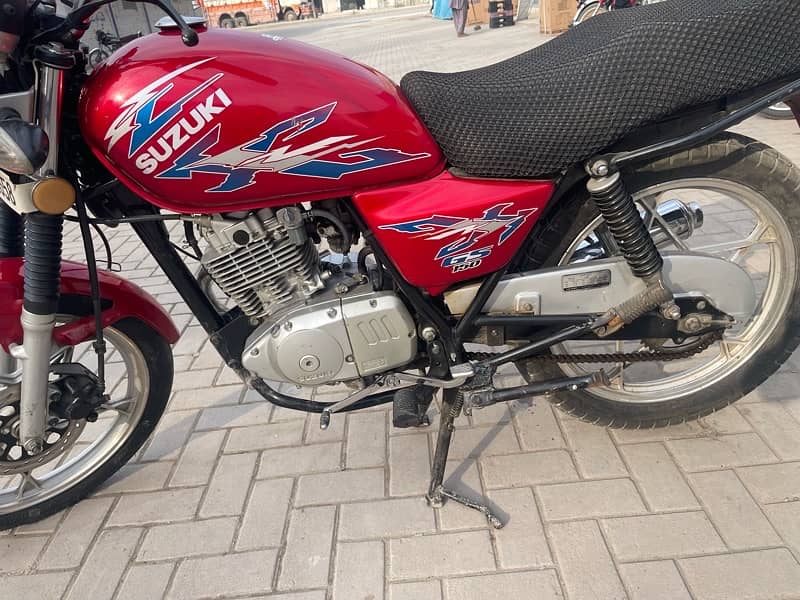 Suzuki Gs150se 2