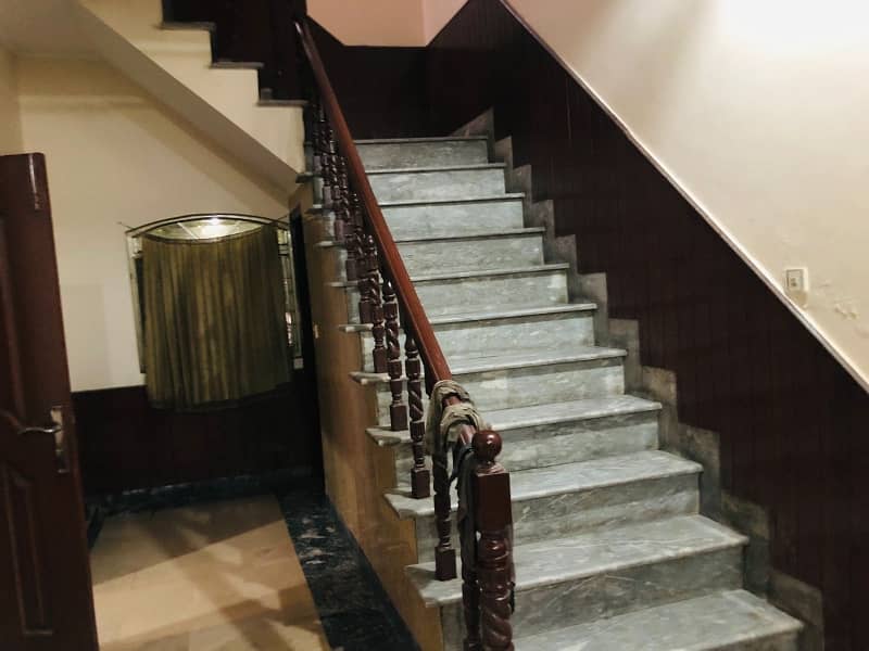 8 Marla Corner House For Sale In Gulshan E Ravi E Block 4