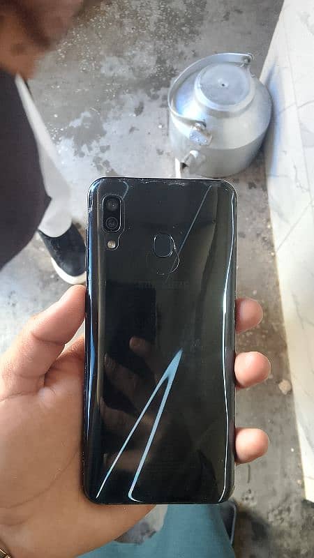 Samsung Galaxy a30 2