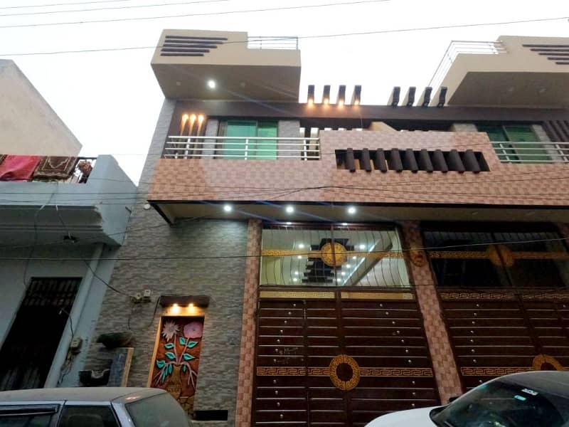 House Of 4 Marla Available For sale In Samanabad 0