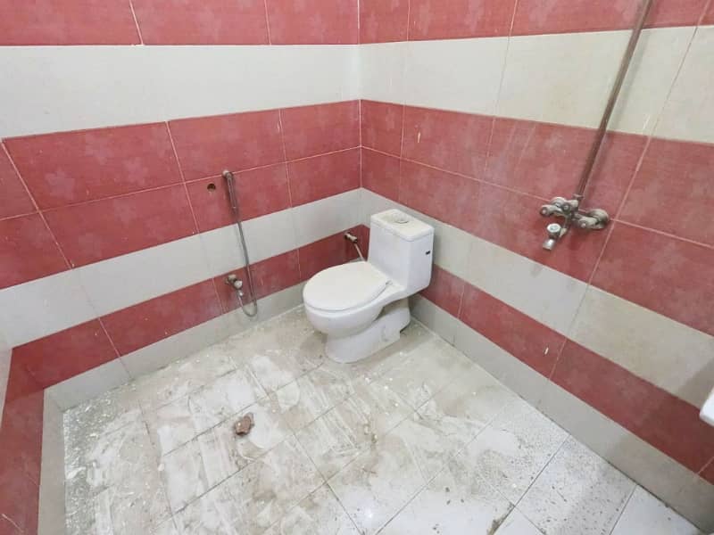 House Of 4 Marla Available For sale In Samanabad 26