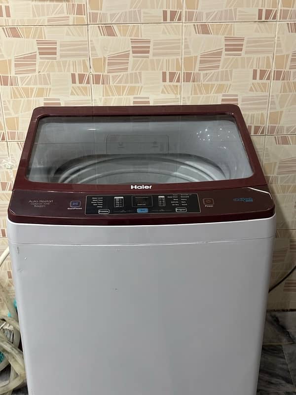 Haier medium sized top load washing machine 0