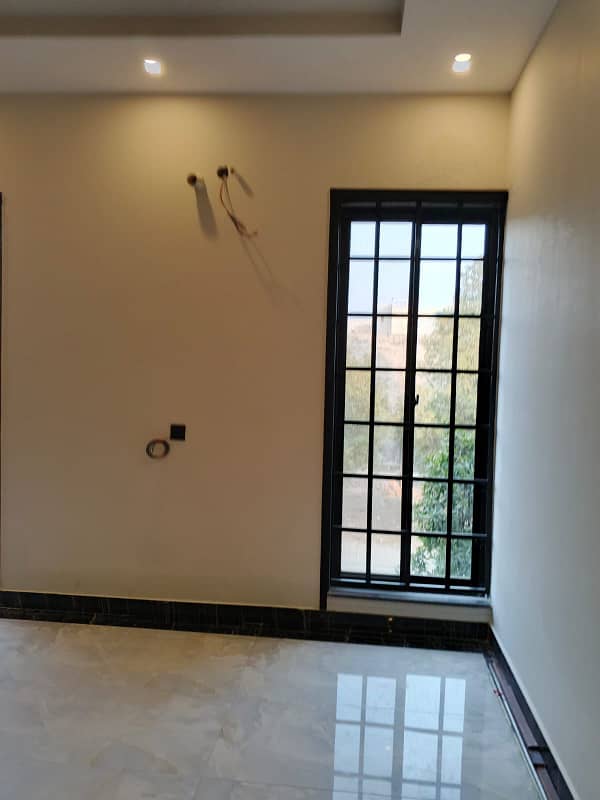 10 Marla Spanish House For Sale Quaid Block Bahria Town Lahore 40