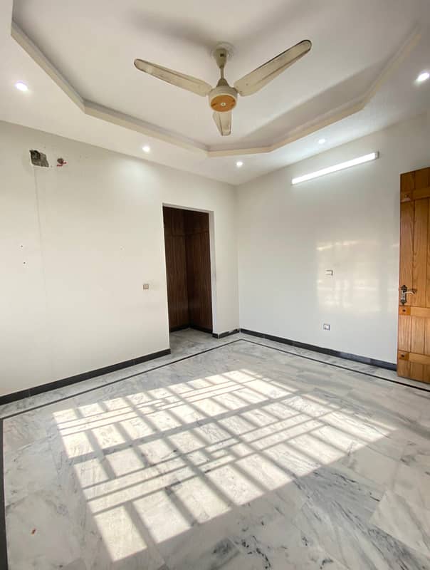 1 Kanal Ground Floor For Rent In Police Foundation 2