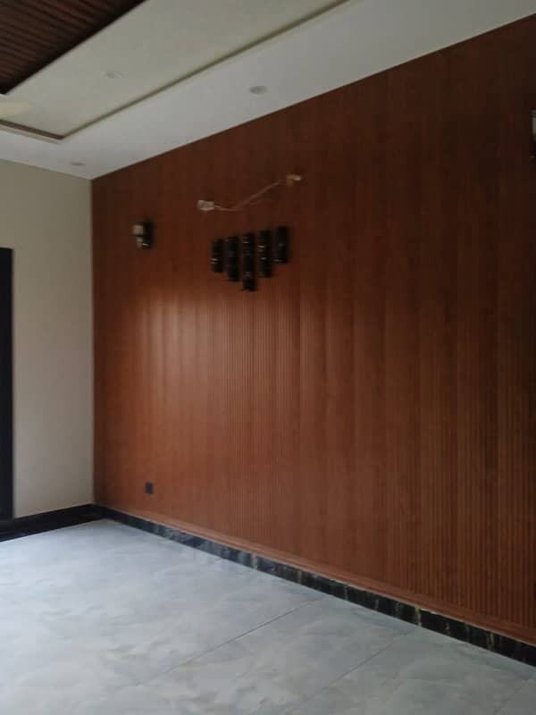 10 Marla Fully Luxury House For Sale Johar Block Bahria Town Lahore 8