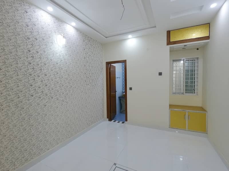 Buy your ideal 5 Marla House in a prime location of Lahore 24