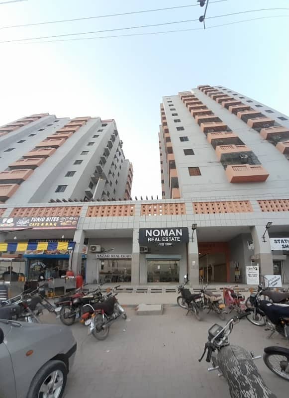 "GRAY NOOR TOWER", 2 BED DD 882 Sq ft Amazing 4 Rooms West Open Lease Flat 105 Lac 14