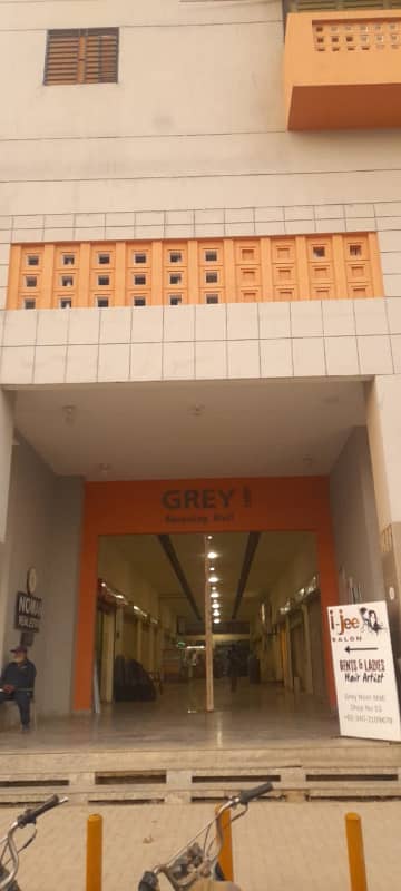 "GRAY NOOR TOWER", 3 Bed DD 1206 Sq ft Amazing Aesthetic, Brand New Leased Apartments.  BANK LOAN POSSIBLY 5 Rooms, Corner, West Open, Luxurious Apartment, With Wardrobes, Store, Extra Space, 1206 Sqft, 145 Lacs 9