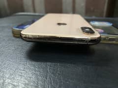 iphone xs max( exchange possible with 13 or 12 pro)