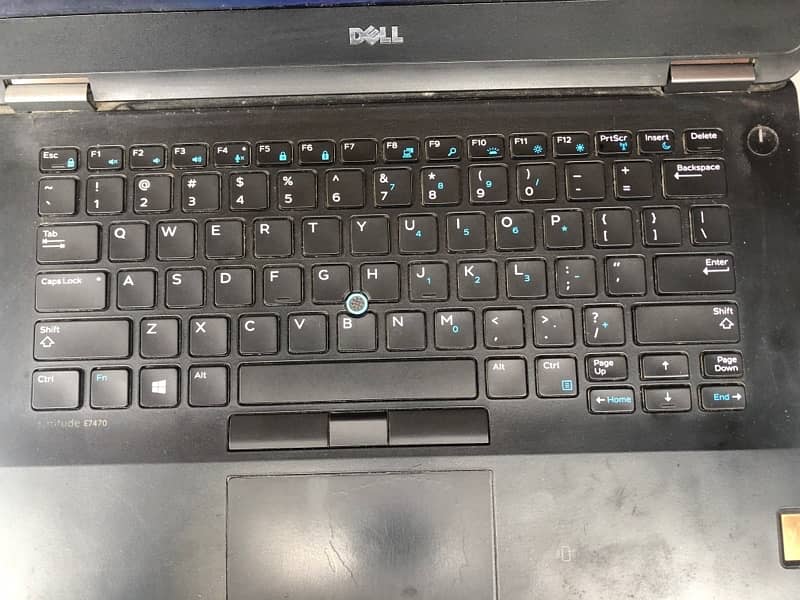 Dell Laptop 22H2 Cori7 6th Generation 1