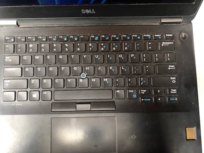 Dell Laptop 22H2 Cori7 6th Generation 2