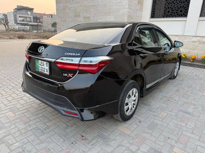 Toyota Corolla (GLI) 2018 - Excellent Condition 6