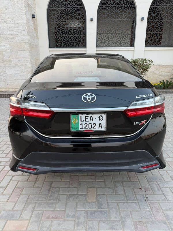 Toyota Corolla (GLI) 2018 - Excellent Condition 7