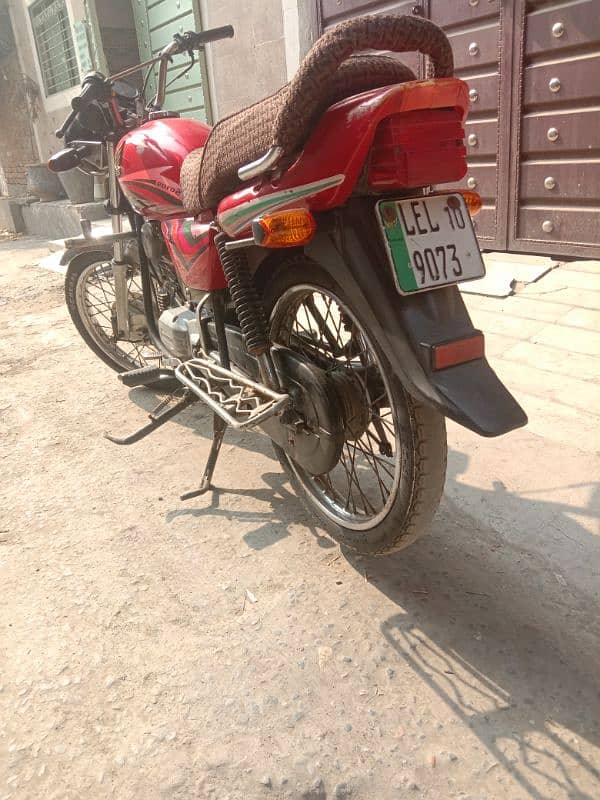 Honda CD100 Genuine condition 2