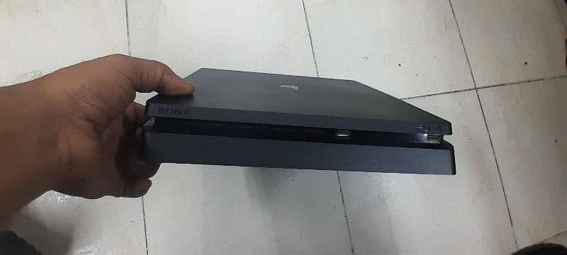 ps4 slim 500GB 9.00 jailbreak with box 1