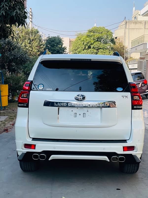 Toyota Prado 2019 3