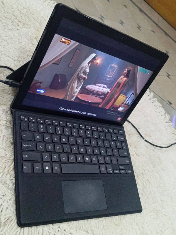 Dell 2 in 1 i5 7th Touch screen Laptop 3