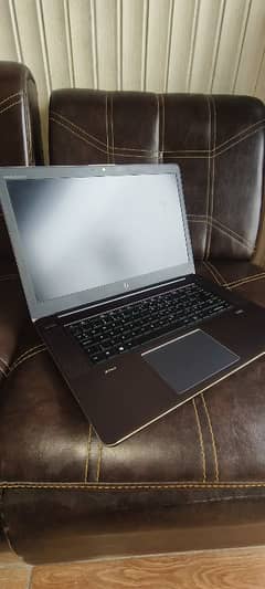 HP Z BOOK studio G4 Mobile Workstation