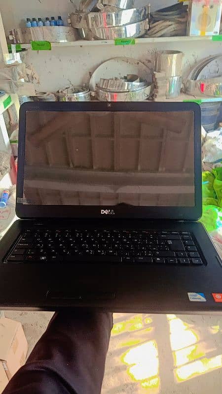 laptop for sale all ok h Bs sakriy mein chhota sa dout hai low price 11