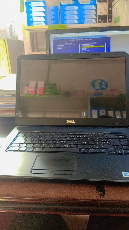 laptop for sale all ok h Bs sakriy mein chhota sa dout hai low price 12