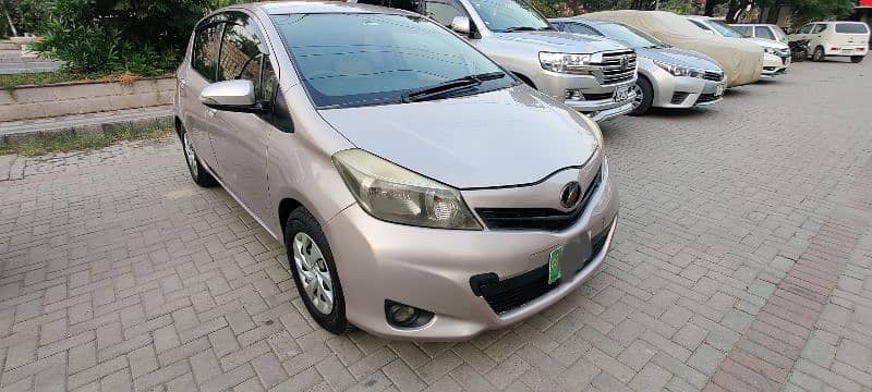 Toyota Vitz 2011 0