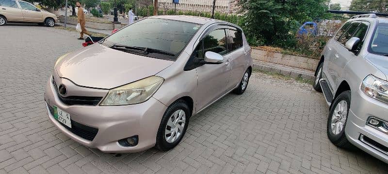 Toyota Vitz 2011 8