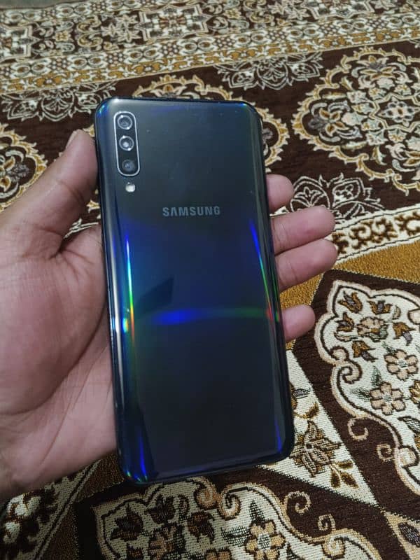 Samsung A50 For sell in good condition 0