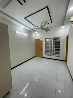 G-13/1 Main Double Road 488 used House 40x80 For Sale