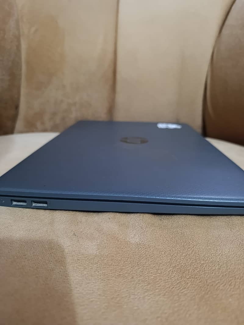 HP 15s Laptop in Great Condition 3