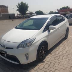 Toyota Prius 2012/16 1.8 S led