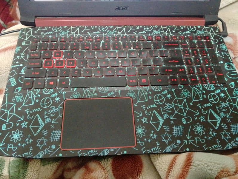 8th gen gaming laptop Acer nitro 1