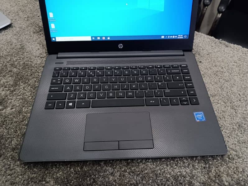 Hp 240 G7 N4020 with ddr4 RAM  with 14.5 inch display 0