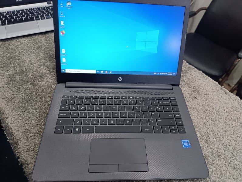 Hp 240 G7 N4020 with ddr4 RAM  with 14.5 inch display 7