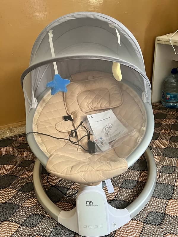 Baby electric swing. 0