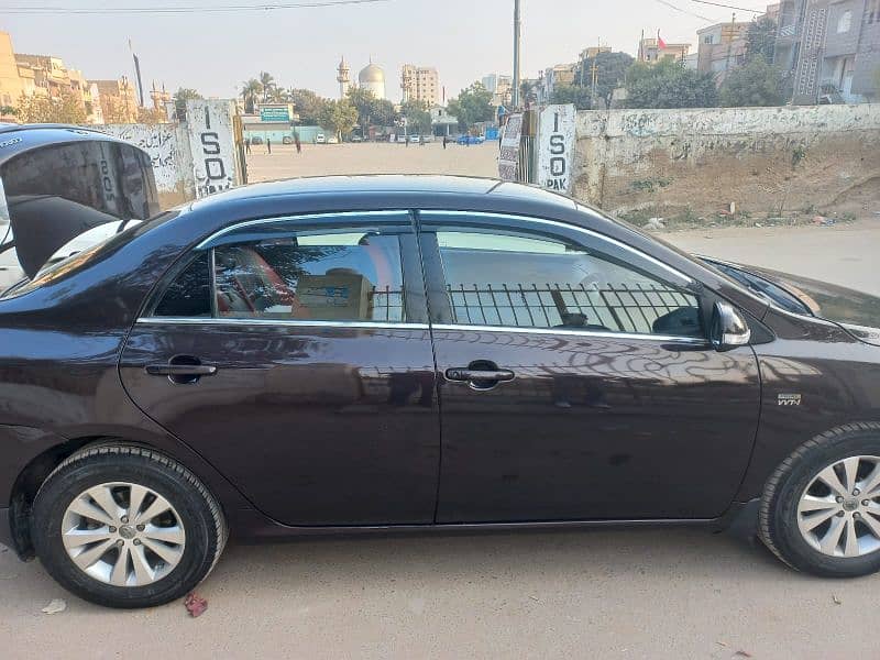 Toyota Corolla GLI 2013 1.6 auto 7