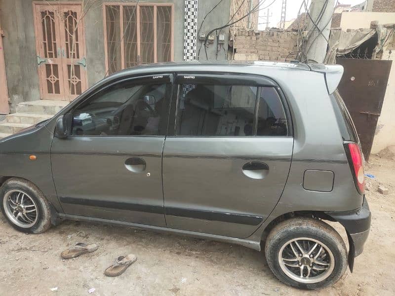 Hyundai Santro 2004 3