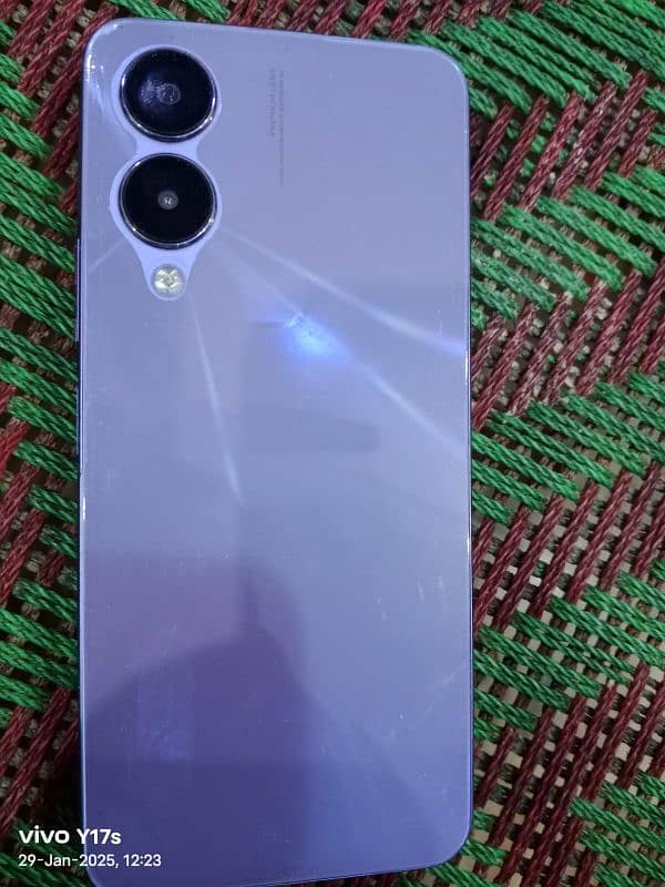 VIVO Y17S 4+4 128 WITH BOX AND CHARGER EXCHANGE POSSIBLE 0