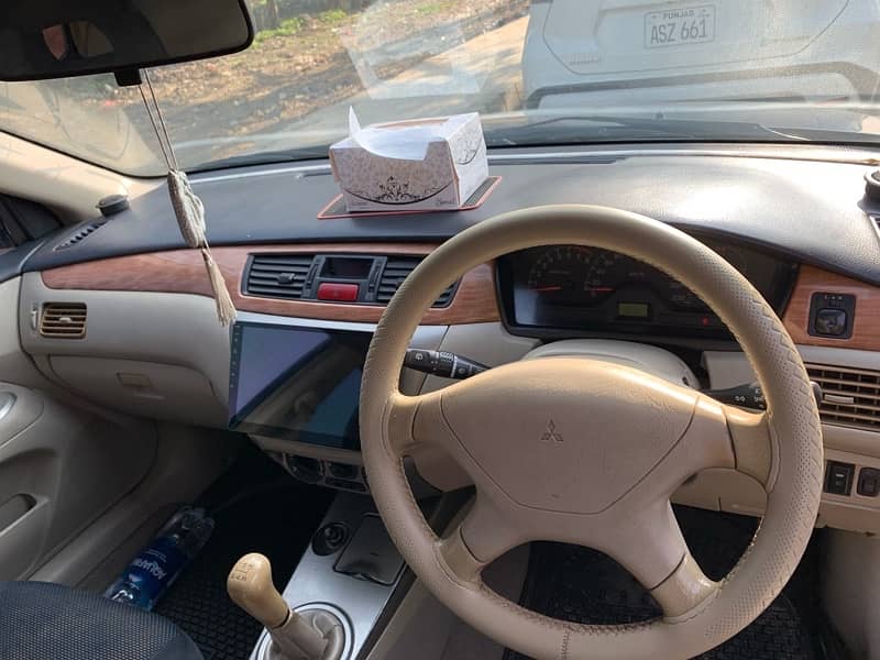 Mitsubishi Lancer 2005 3