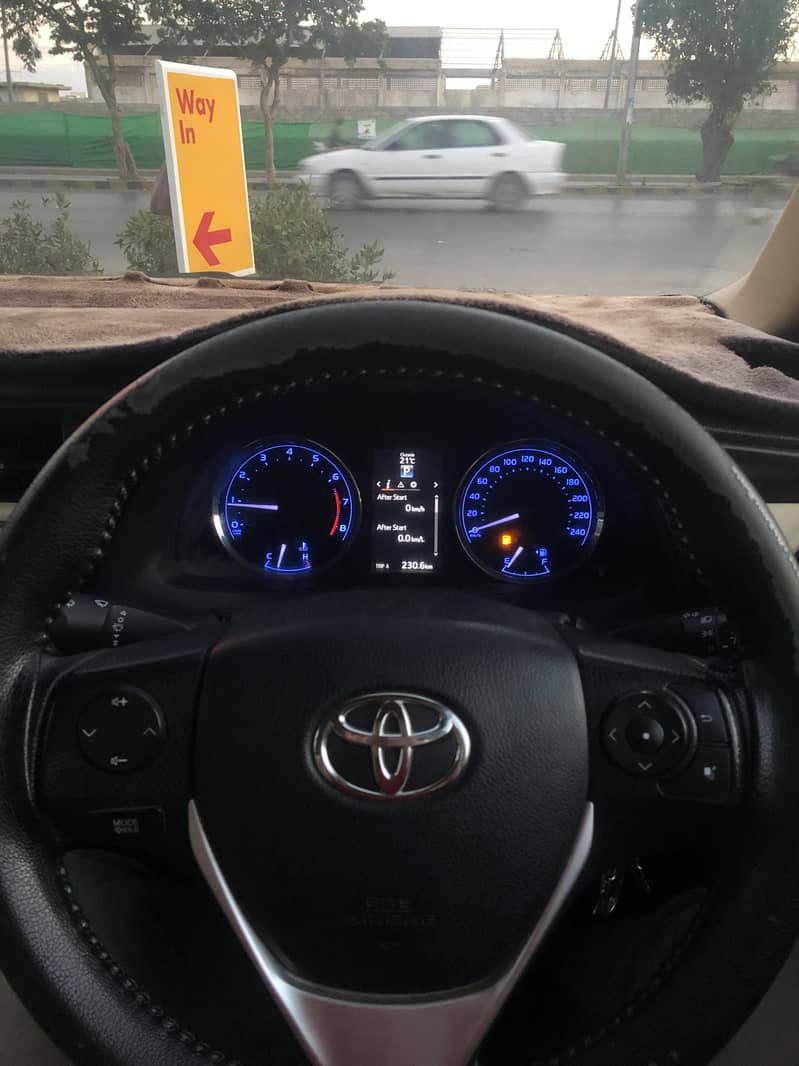 Toyota Corolla Altis 2018 7