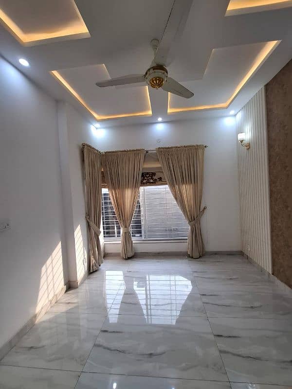 5 Marla House For Sale In Paragon City Lahore 8