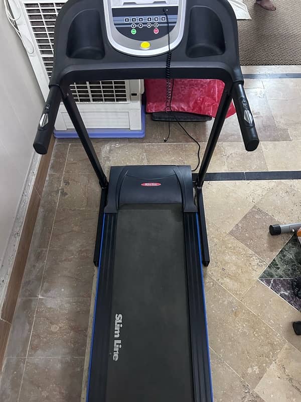 Treadmill 100% New just Few days use 2