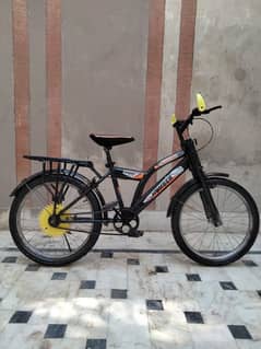 cycle in black colour