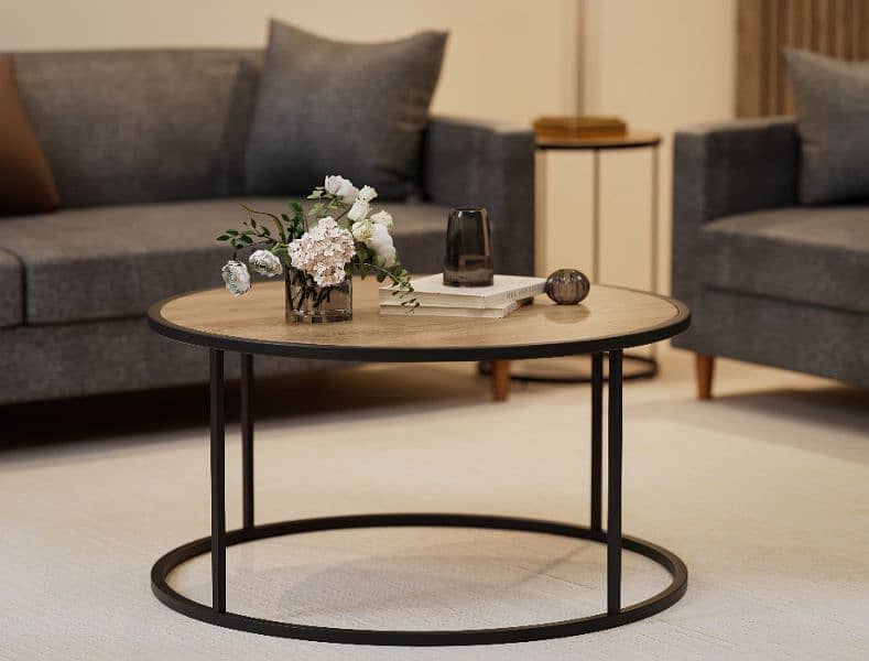 NESTING , MODERN AND LAVISH TABLES 4