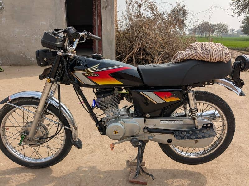 Honda  CG 125  2010 model 1