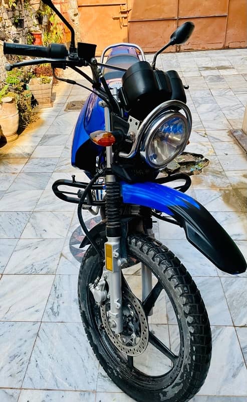 Yamaha YBR 125G 4