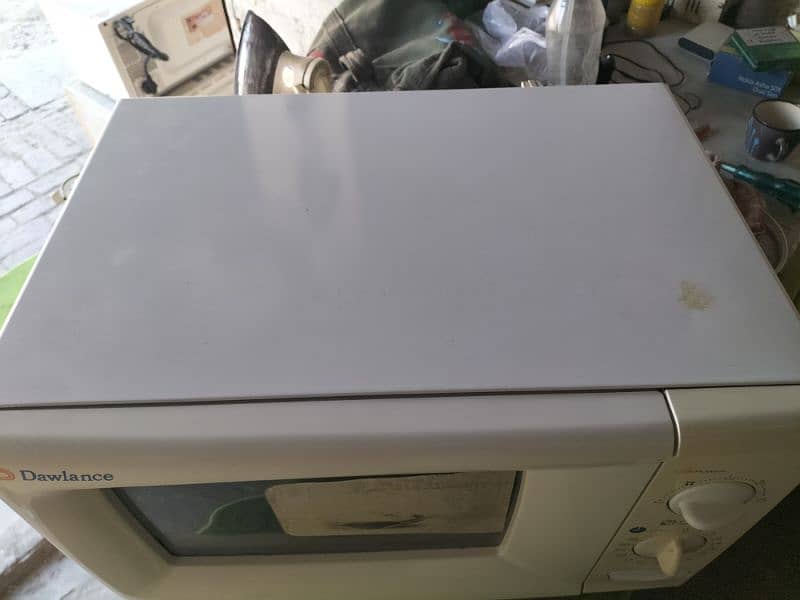 Dawlance Microwave Oven 1