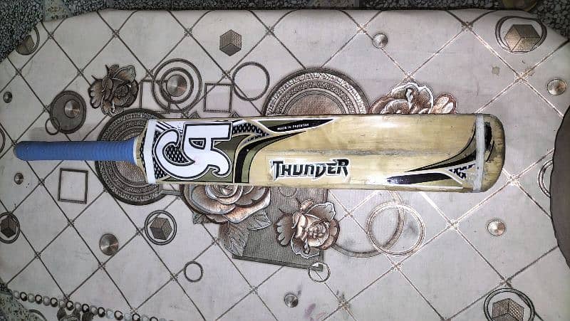 CA Thunder cricket Bat 2