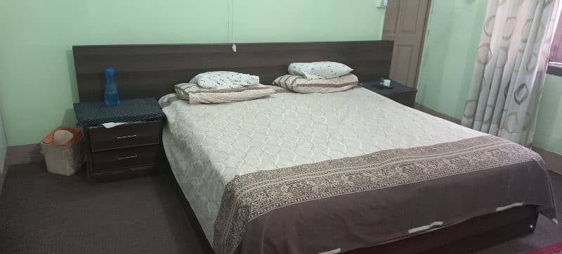 King size bed with attach side tables 1